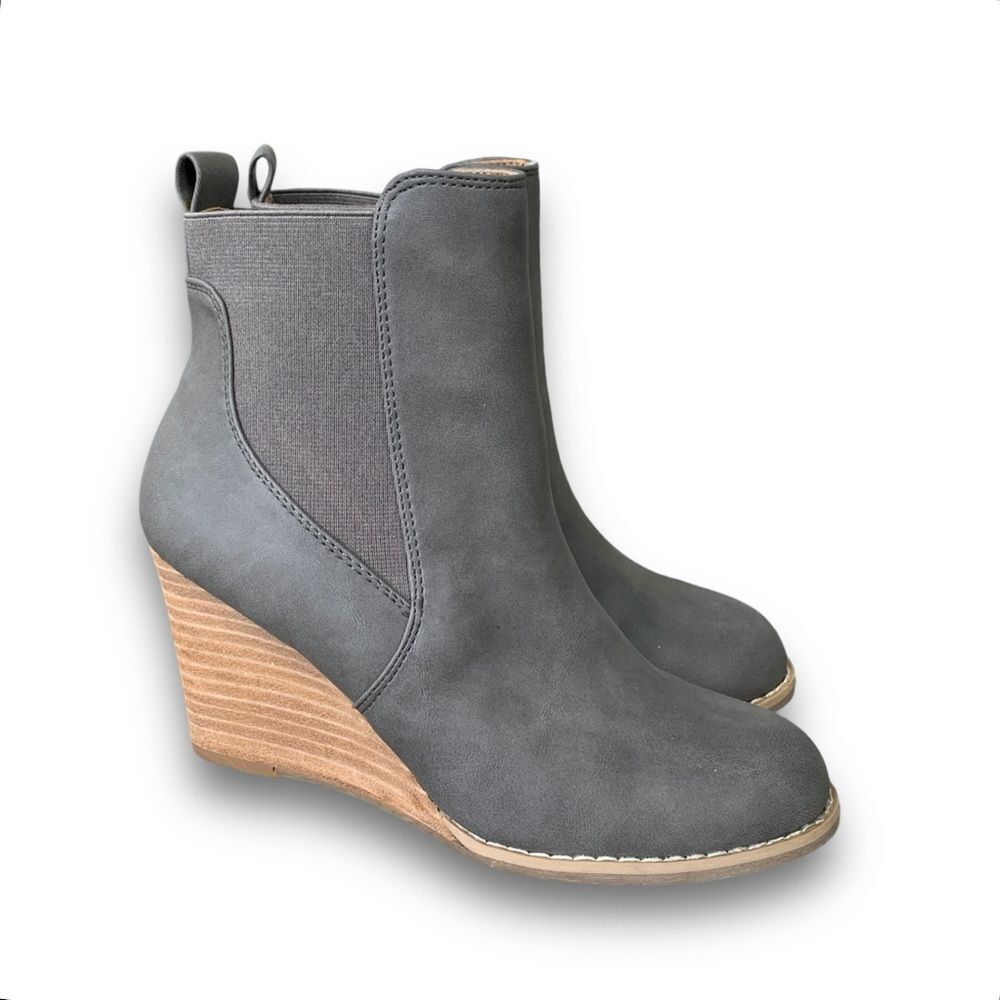 DV by Dolce Vita Gray Suede Wedge Ankle Boots